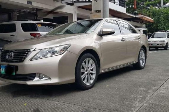 2014 Mazda 6. AND 2013 Toyota Camry FOR SALE