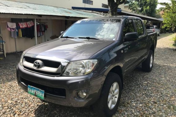 2010 Toyota Hillux E D4D 4x2 MT Gray For Sale 