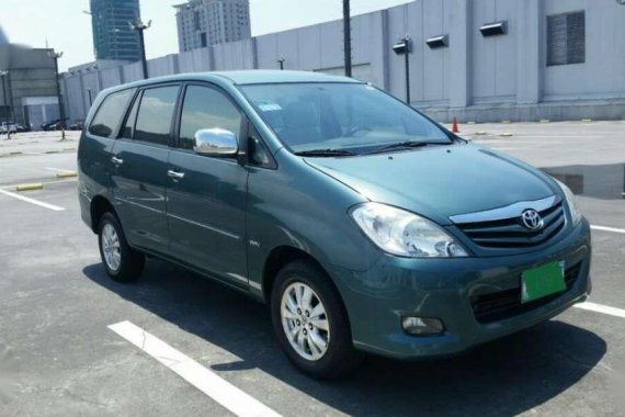 2011 Toyota Innova G Automatic FOR SALE
