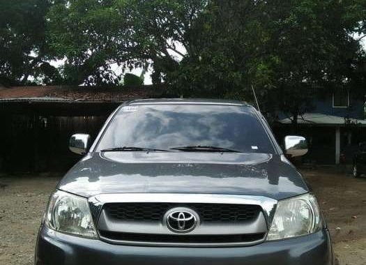 Toyota Hilux 1st owner 2010 model