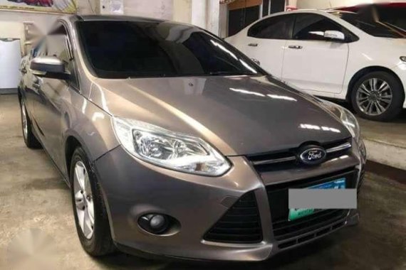 2013 FORD FOCUS 16 With 558k comprehensive insurance