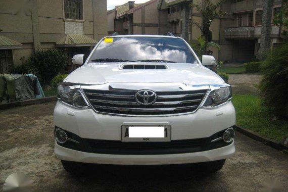 RUSH SALE !!! 2014 Toyota Fortuner V 4X2