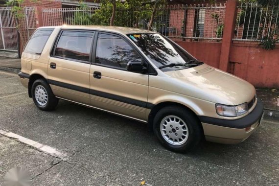 1994 Mitsubishi Space Wagon for sale