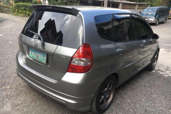 Honda Jazz 2004 (local not imported)