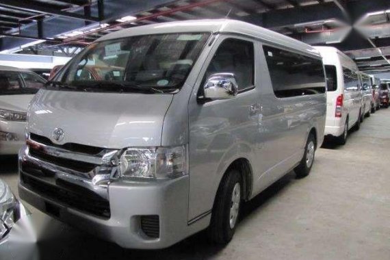 SELLING 2018 Toyota Hiace Low monthly Promo