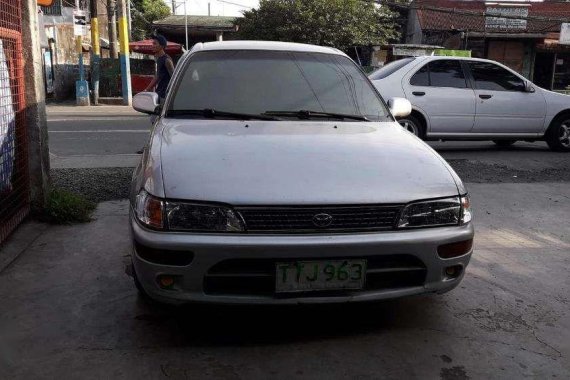 SELLING Toyota COROLLA gli 93 model manual tranny