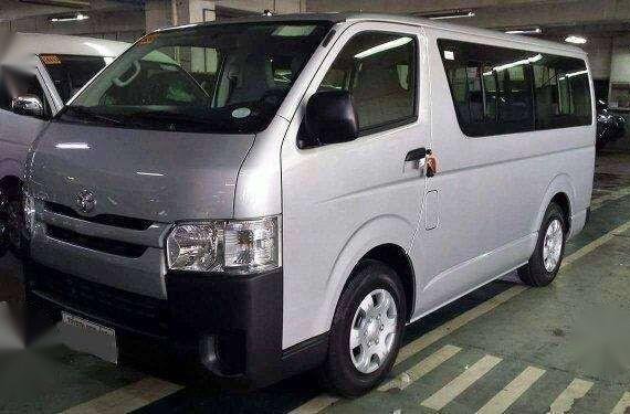 SELLING 2018 Toyota Hiace Low monthly Promo