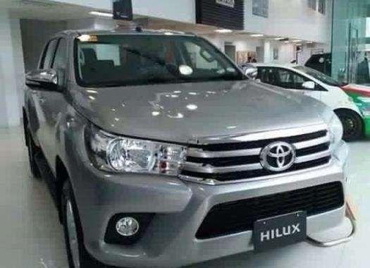 NEW TOYOTA HILUX 4X2 E M/T 2018