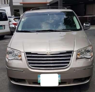 2008 Chrysler Town and Country FOR SALE