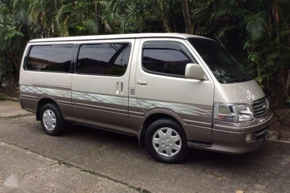 2002 Toyota Hiace Super Grandia Top Of The Line