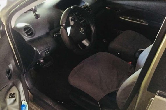 SELLING Toyota Vios 1.5G model 2013