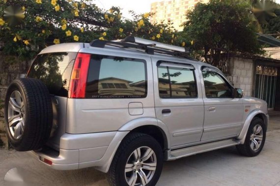 2004 Ford Everest almost new condition