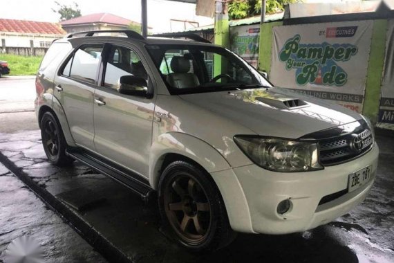 FOR SALE 2005 Toyota Fortuner