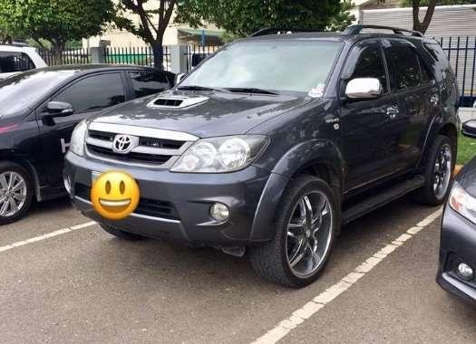 For Sale TOYOTA FORTUNER 4X4 Diesel 3.0 Automatic 2009