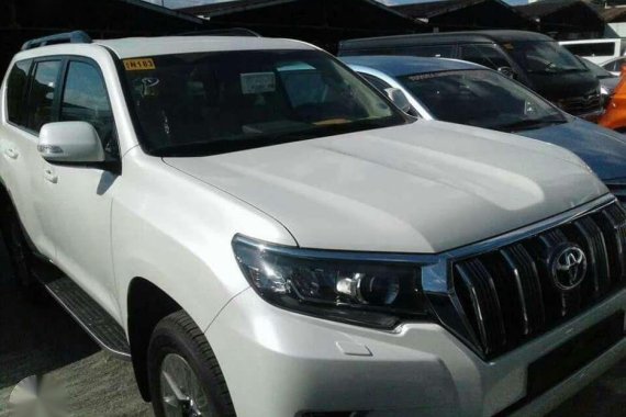 TOYOTA Land Cruiser Prado 4.0L Gas At 2018 Brand new with unit available