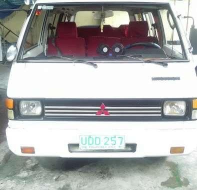 Mitsubishi L300 versa van 1995 model