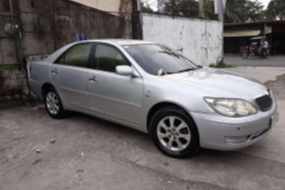 SELLING TOYOTA Camry 2004