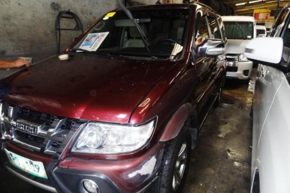 Almost brand new Isuzu Crosswind Diesel 2013