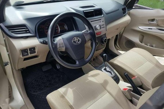 Toyota Avanza 2012 15G matic top of the line
