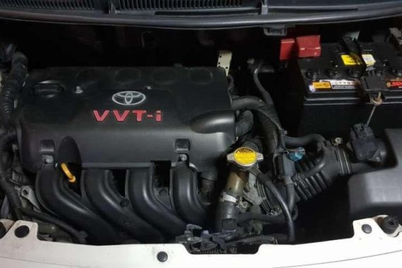 Toyota Yaris 2010 Model FOR SALE