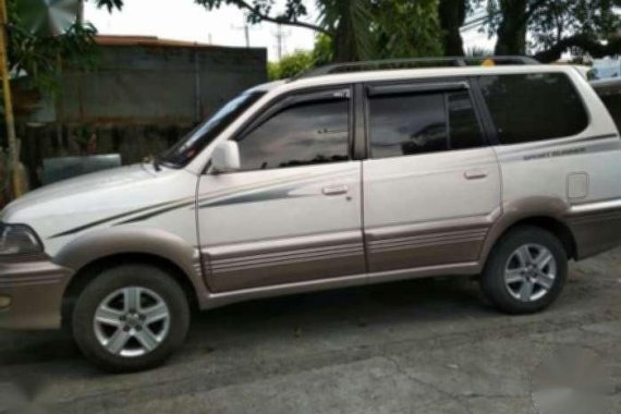 For sale Toyota Revo SR 2004 Manual