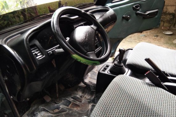 SUZUKI Multicab 2002 Green Van  For Sale 