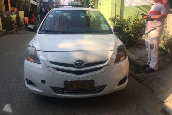 Toyota Vios 2011 and Hyundai Accent 2013 for sale