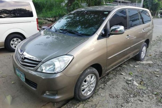 2010 Toyota Innova G FOR SALE