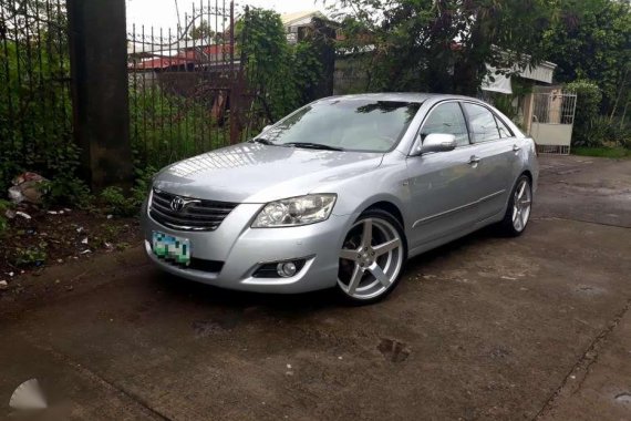 2007 Toyota Camry 2.4 V Automatic transmission Top of the line