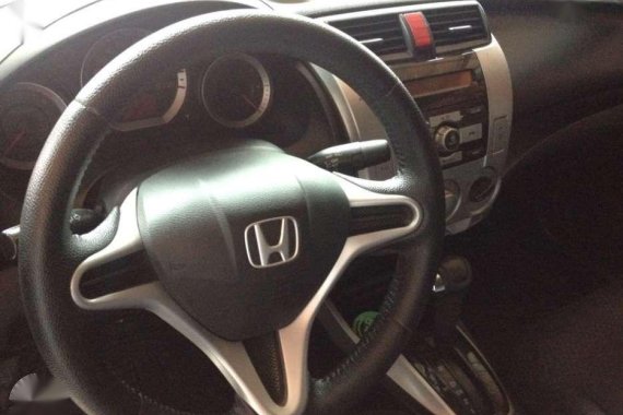 SELLING Honda City 2009 automatic 1.3