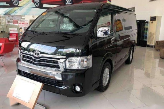 TOYOTA HIACE GL GRANDIA DIESEL M/T 2018 EURO 4