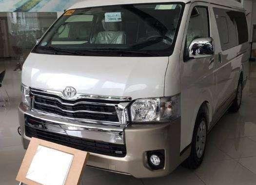 TOYOTA HIACE GL GRANDIA DIESEL M/T 2018 EURO 4