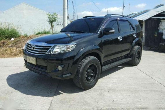 Toyota Fortuner g 2013 manual FOR SALE