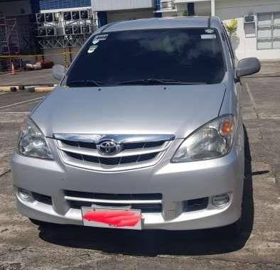 Toyota Avanza 2011 model MT