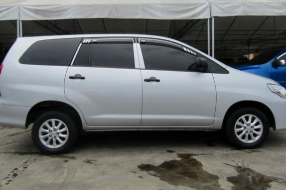 2016 Toyota Innova 2.5 E Diesel Manual