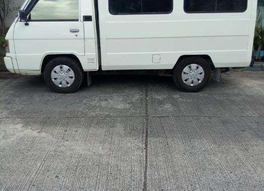 2006 Mitsubishi L300 FB deluxe