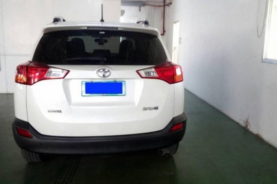 Almost brand new Toyota Rav4 Gasoline 2014