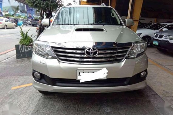 2014 Toyota Fortuner V AT FOR SALE