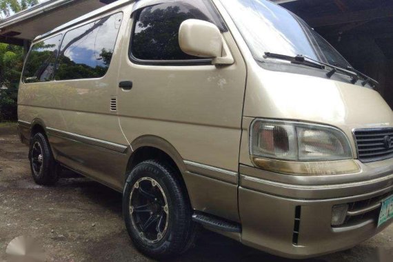 2010 Toyota Hi Ace Fresh in and out 