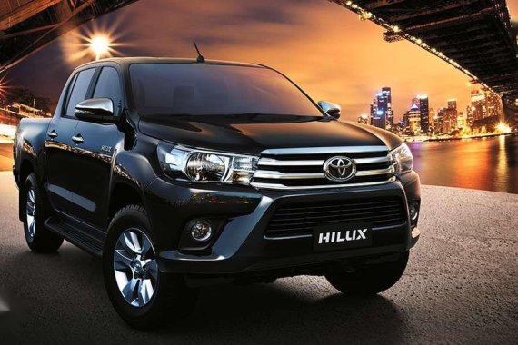 Toyota Hilux E G MT AT 2018 FOR SALE