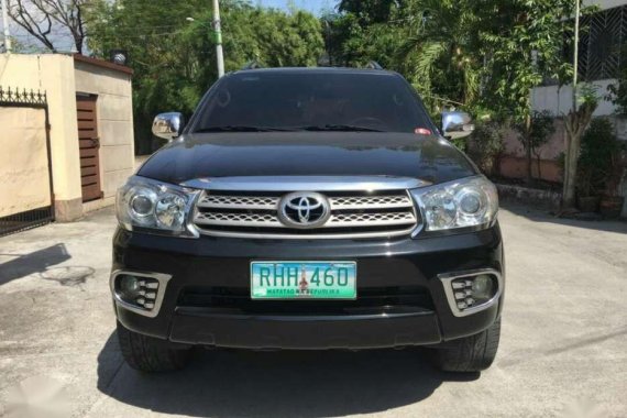 2009 Toyota Fortuner acquired 2010 automatic diesel