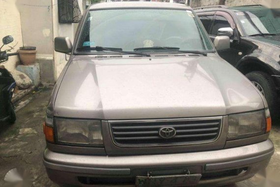Toyota Revo year 2000 FOR SALE