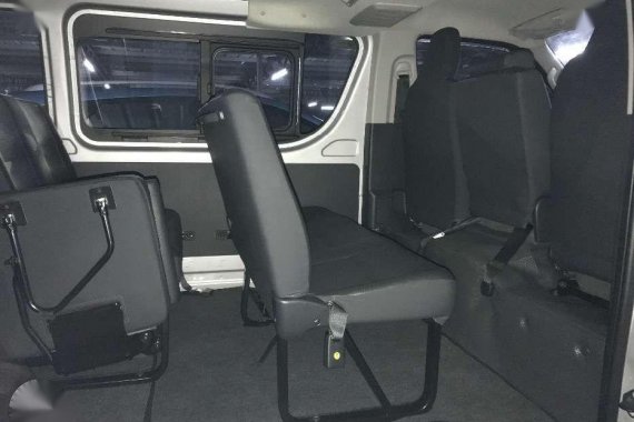 2018 Toyota HIACE Commuter MT 2tkms only 