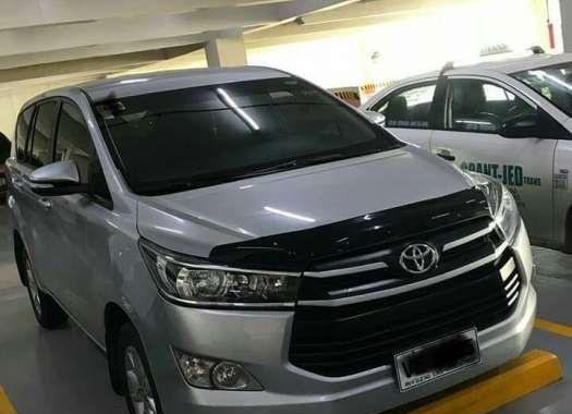 SELLING TOYOTA Innova E Manual Diesel 2016