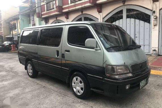 2000 Toyota Hiace Grandia 3.0 local mt disel 