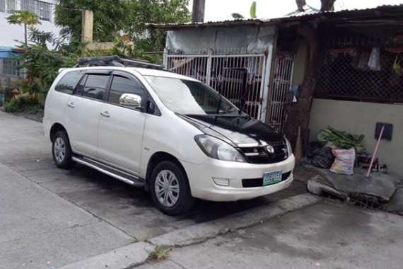 2007 Toyota Innova J White For Sale 