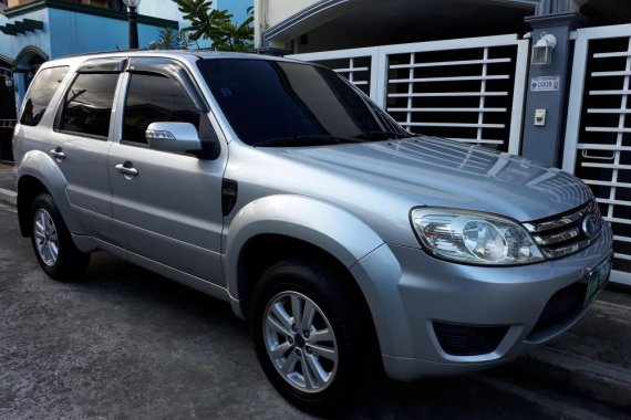 2010 Ford Escape Automatic Gasoline well maintained