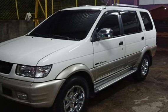 Like new Isuzu Crosswind for sale