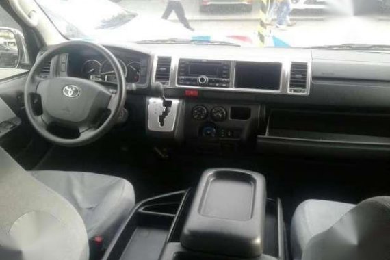 RUSH SALE!!! Toyota Super Grandia 2016 Automatic Diesel for 900k only!