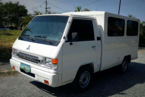 2012 Mitsubishi L300 Fb deluxe dual aircon 